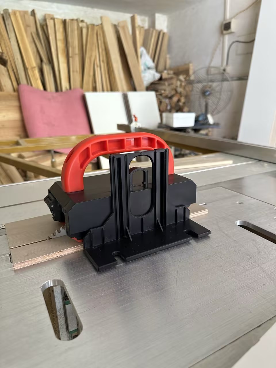 Table Saw Push Block Pusher Ad - مراجعة Woodworking Jointer وسعره