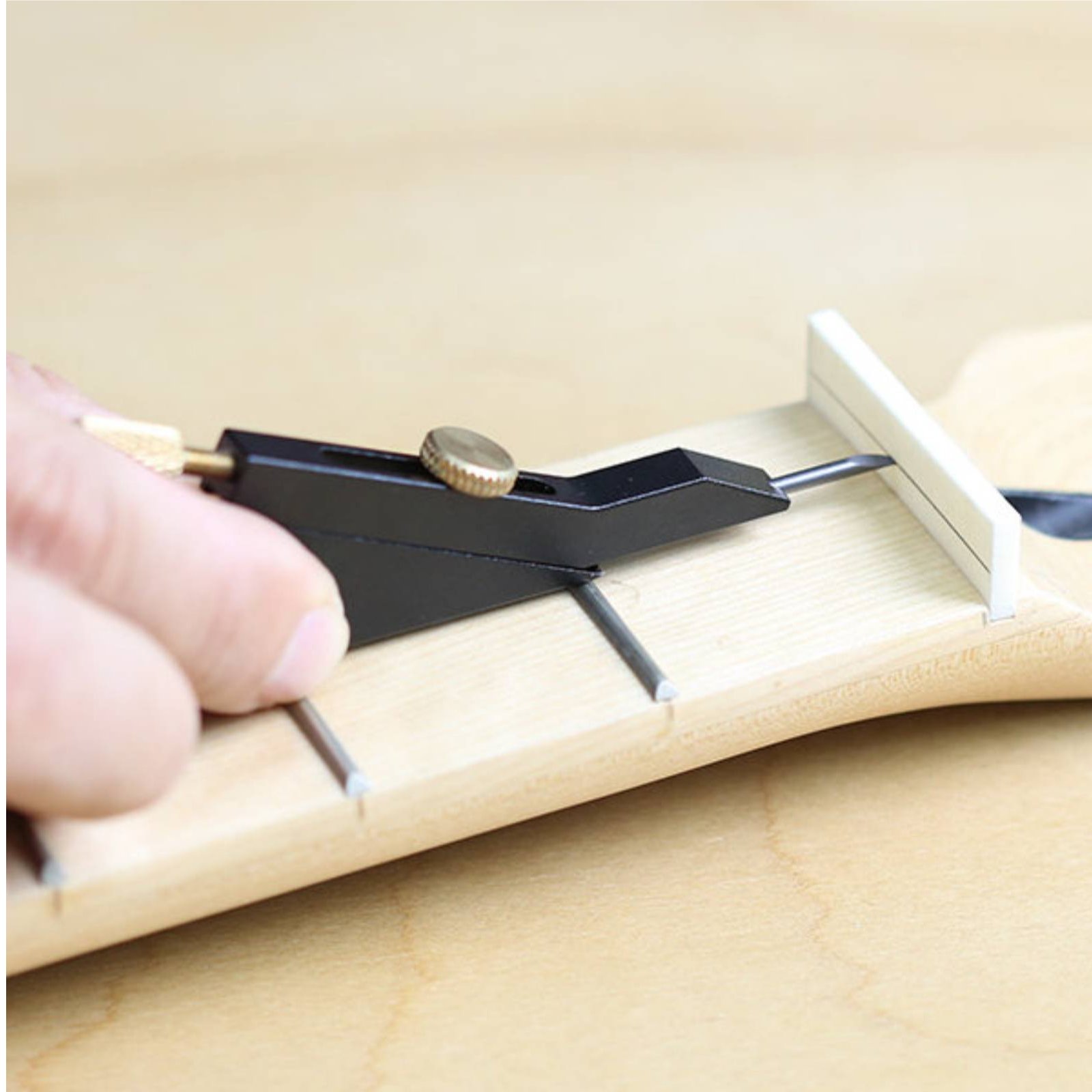 Guitar Nut Slotting Marking To - مراجعة Marking Gauge Tool وسعره